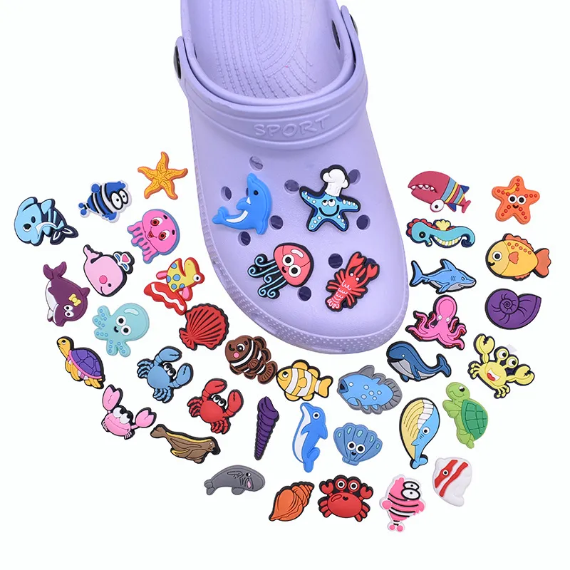 Anime charms ricordi d'infanzia all'ingrosso oceano mare animale regalo divertente ciondoli per cartoni animati accessori per scarpe decorazione in pvc fibbia in gomma morbida zoccoli