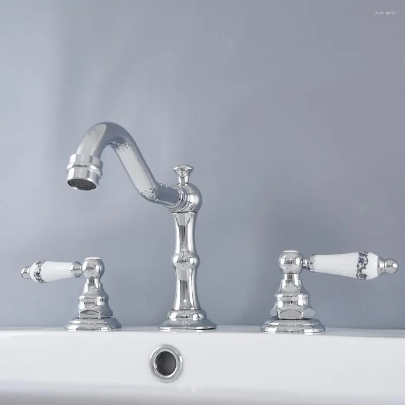 Robinets De Lavabo De Salle De Bains Robinet En Chrome Poli Répandu 3pcs Céramique Poignées Bassin 3 Trous Mitigeur Nnf974