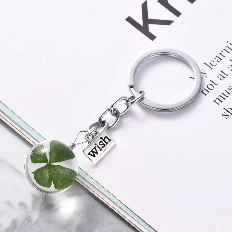 Keychains fyrbladklöver nyckelring kristallglas torkad blomma nyckelring pendel smycken gåva