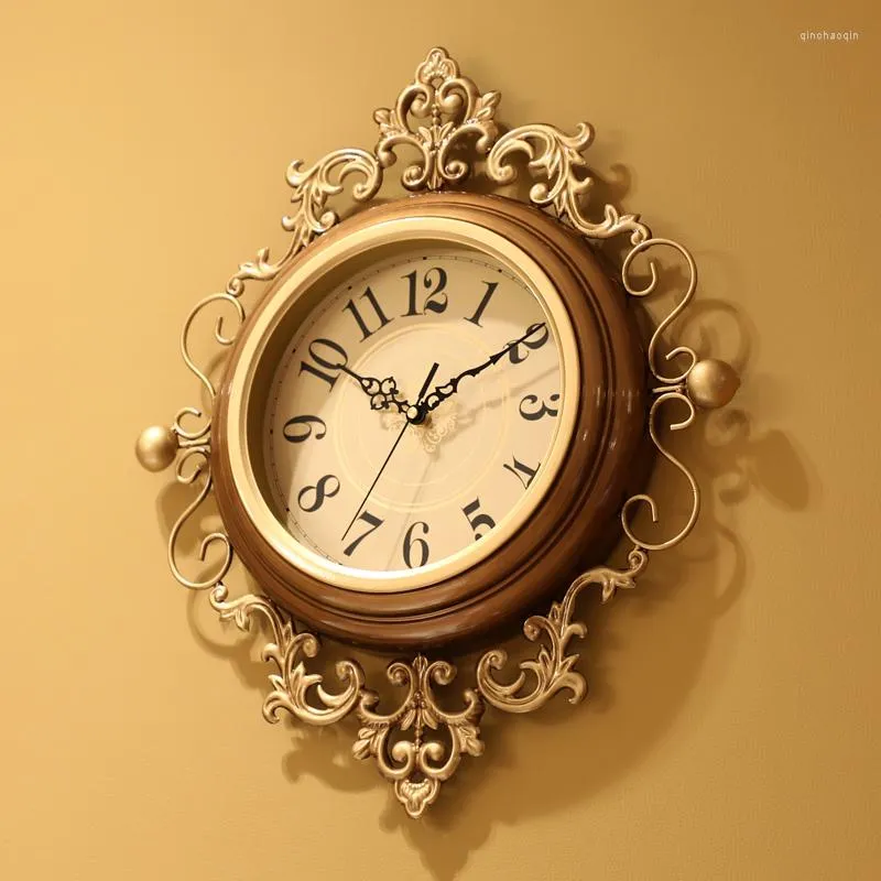 Relógios de parede Grande sala de estar decorativa em 3D Luxo de luxo Golden Hall Vintage Decoracion Para El Hogar Watch Home