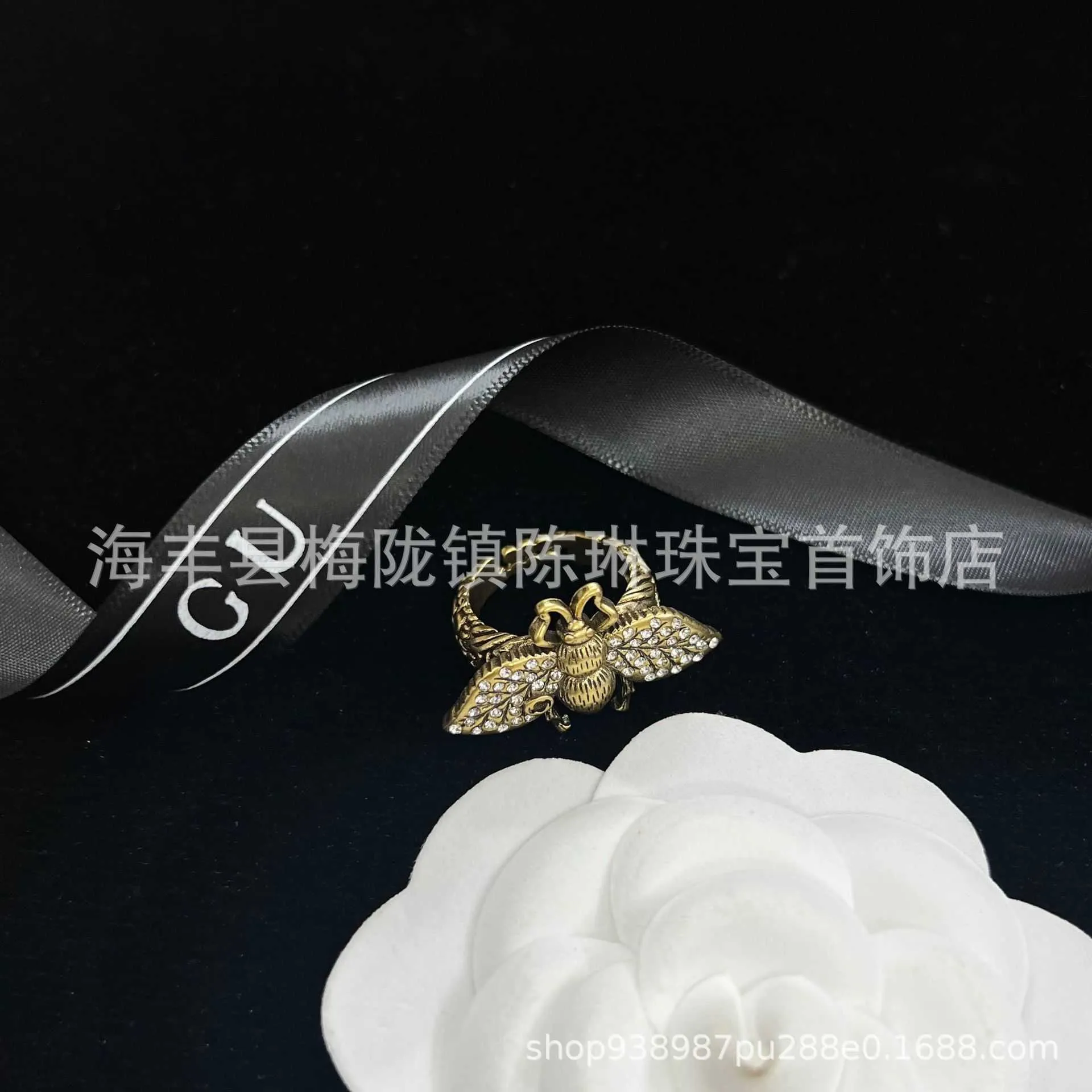 2023 nouveaux bijoux de mode de haute qualité de luxe pour l'industrie lourde incrusté de strass abeille Double collier Bracelet boucle d'oreille anneau ouvert en laiton