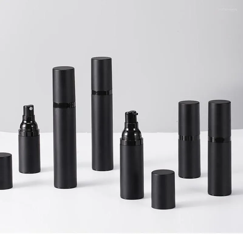 Bottiglie di stoccaggio 100pcs 15/30/50 ml Black Black Airless Shampoo Lozione Spray Refilable Plastic Conteiner vuoto