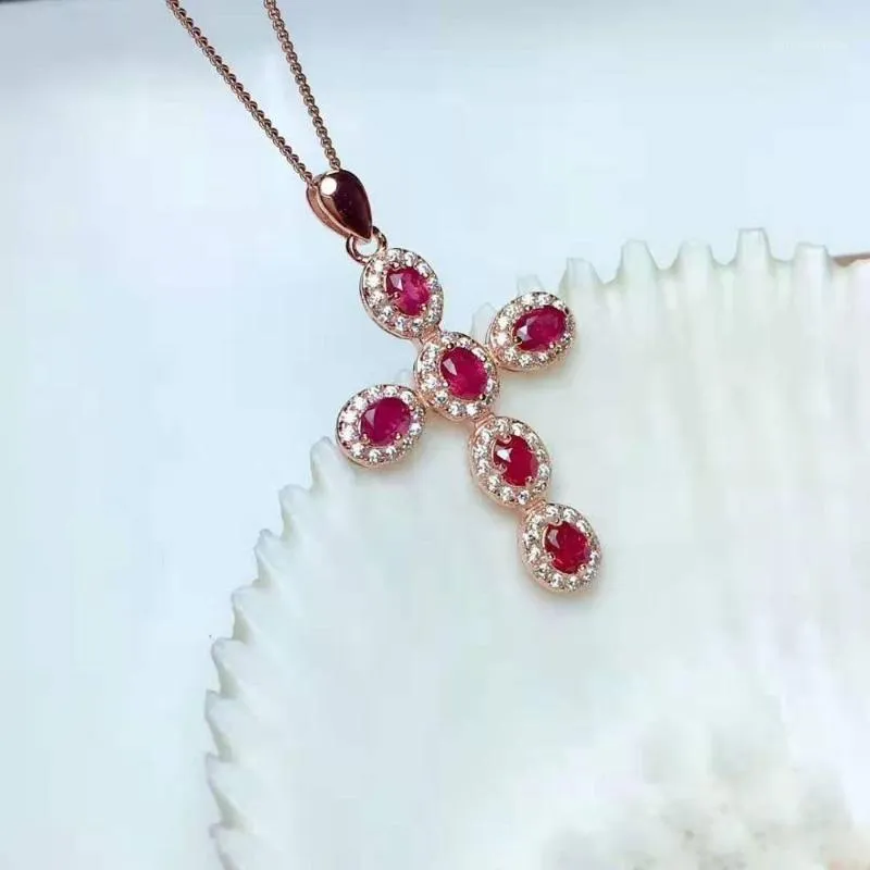 Chaînes Naturel Ruby / Émeraude Croix Pendentifs Collier S925 Sterling Argent Fine Mode Charme Bijoux Pour Femmes MeibaPJFS1