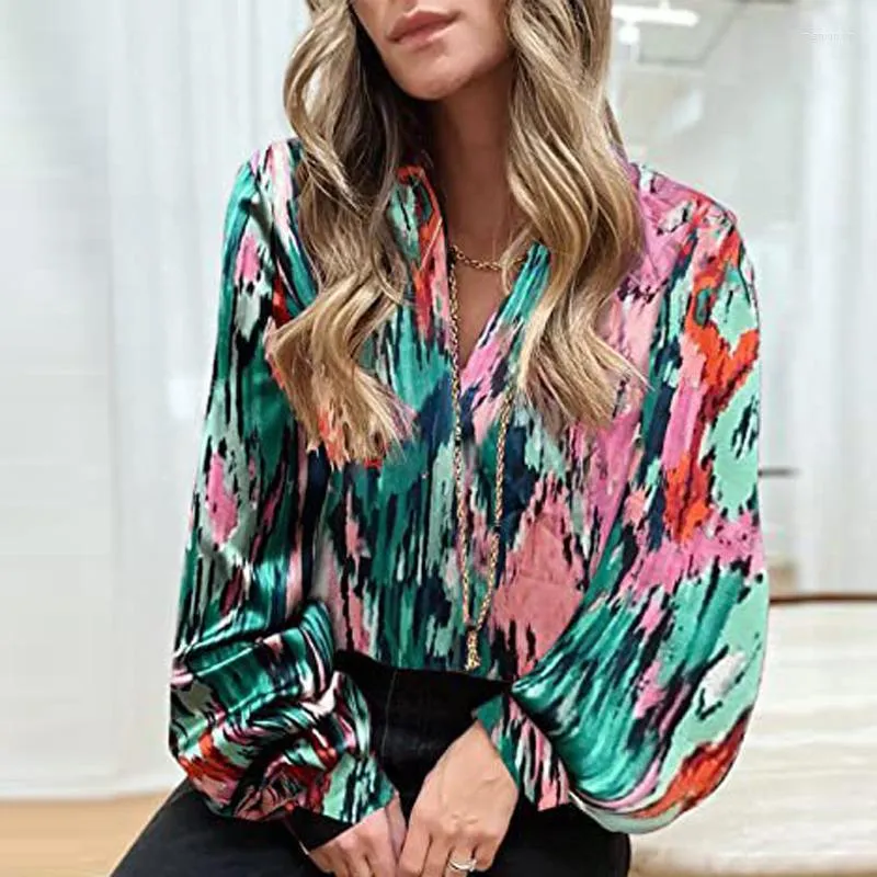 Blusas femininas 2023 Spring Elegant V Neck Women Tops e Moda Padrive Print Office Camisa Lady Lady Lantern Sleeve Bottoming BLUSA