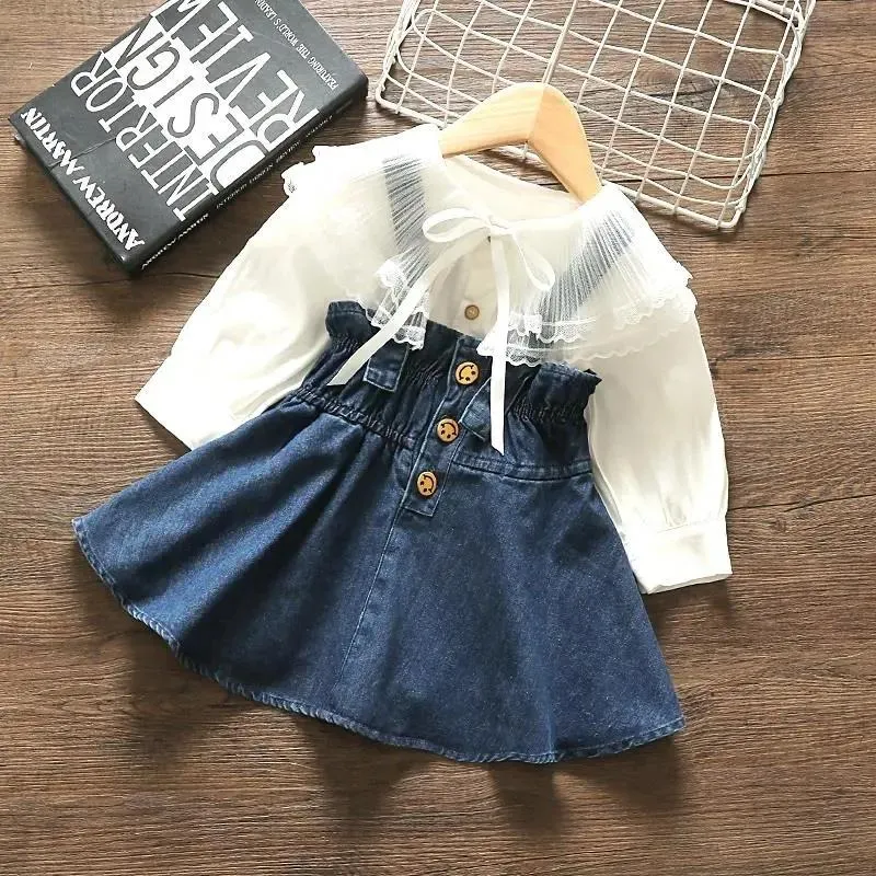 Girl Dresses Girl's 2023 Modejurk Spring herfst Lange mouw Shirt Denim Suspender Rok zacht comfortabel Girls Kleding Modern eenvoudig