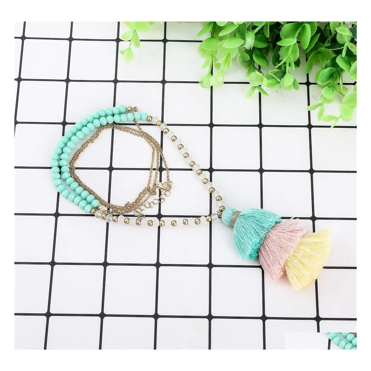 Медальоны ручной ювелирной украшения Candy Color Tassel Ожерелье для женщин девочки Long Y Оптовые ожерелья с капля