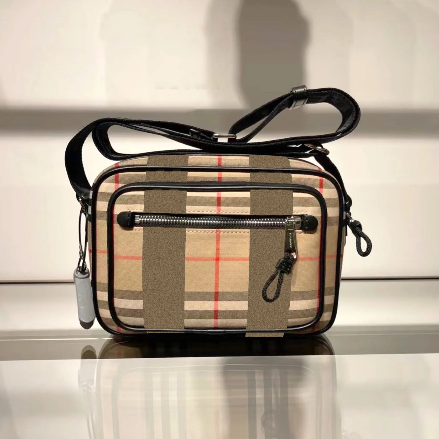 Luxurys Tasarımcı TB Omuz Çantaları çanta kamera klasik çizgili Çanta kanvas crossbody Kadın naylon tote haberci erkek seyahat çantası fermuar toptan Moda çantalar