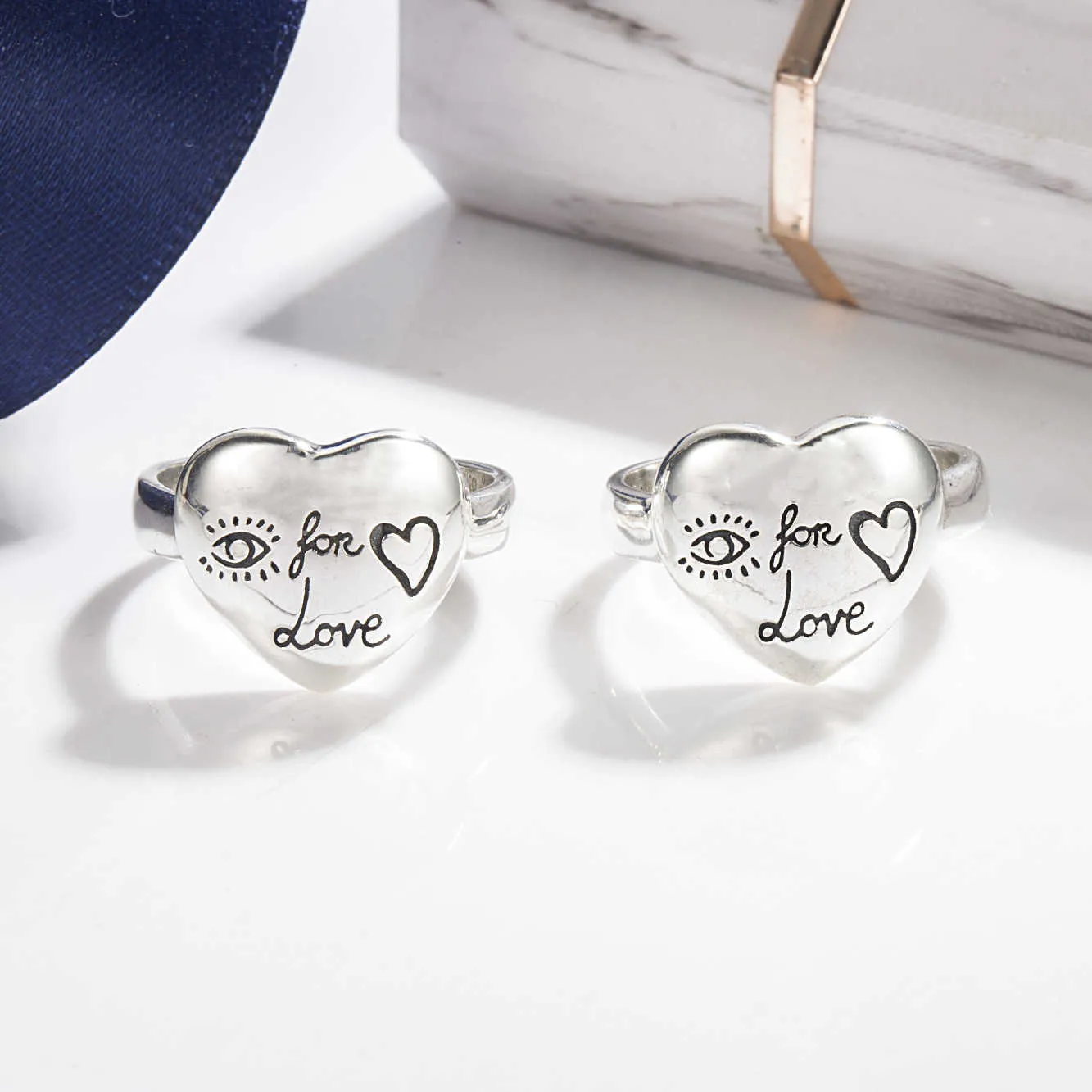 2023 Nowa luksusowa wysokiej jakości biżuteria modowa do srebrnego pierścionka Fearless Flower Flower Bird Design Pierścień miłosna dla mężczyzn i kobiet