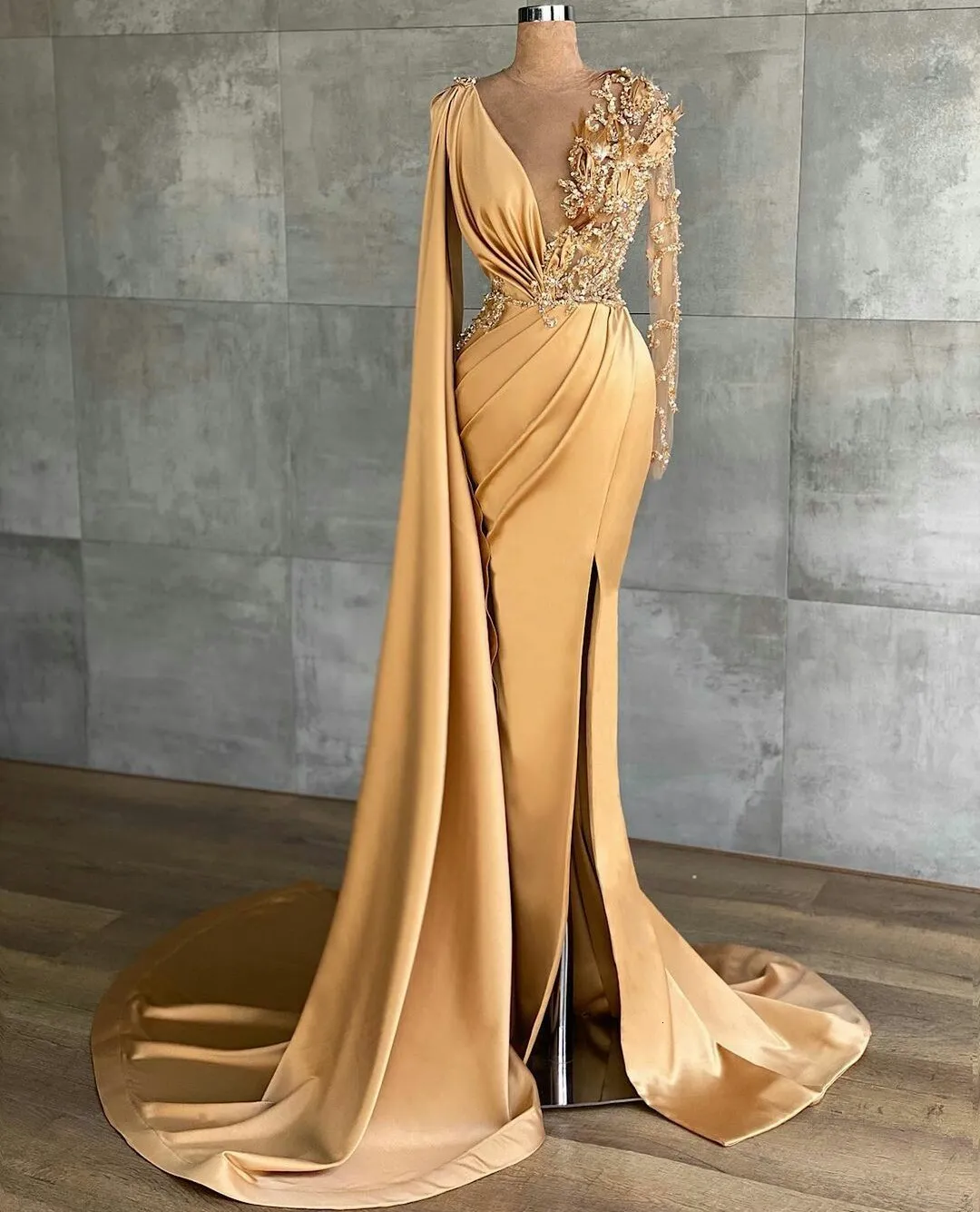 Party Dresses Bridalaffair Gold Mermaid V Neck Lace Applique Långärmad prom Dress Pärled Black Girl African Evening Gown Robe de Soiree 230307