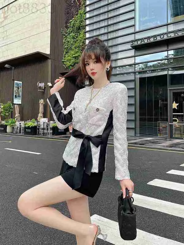 Women's Jackets Designer Brand New Autumn Winter Sequin Bow Sweater T-shirt High-end Fashion Coat Cardigan Women Spring ZI1F