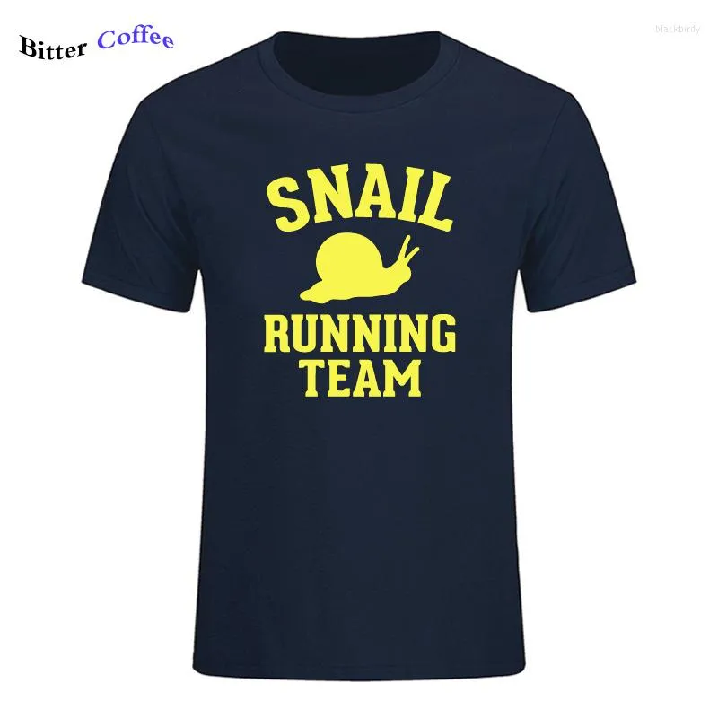 Men's T-skjortor Snail Running Team Novelty Shirt Men rolig bomull Kort ärm O Neck Tshirt Summer T-shirt för streetwear