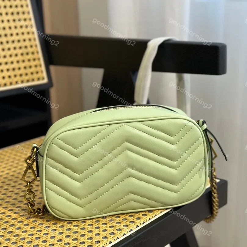 Fashion womens bag 2023 Matcha green leather camera bags V-shaped sewing design wallet Medium Cross Body Messenger Shoulder Bag Facing Ladies