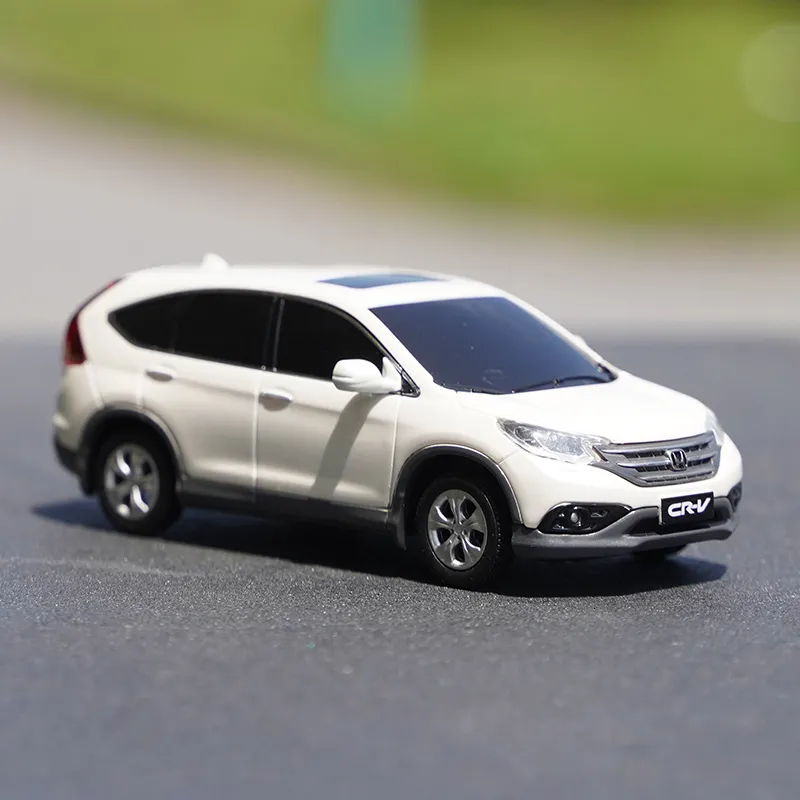 Diecast Model Car Track 1 43 Scale Honda CRV SUV Car Model Plastic Diecast محاكاة لعبة Toy Gift Troughible Thrivenir Boys Toys 230308