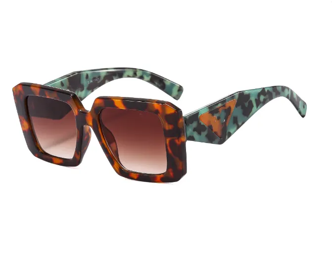 Toptan Üçgen Logo Güneş Gözlükleri Moda PRD Çok Modin Çok Madroe Kare Çerçeve Güneş Gözlüğü Erkek ve Kadın Açık Sokak Atış Gözlükleri