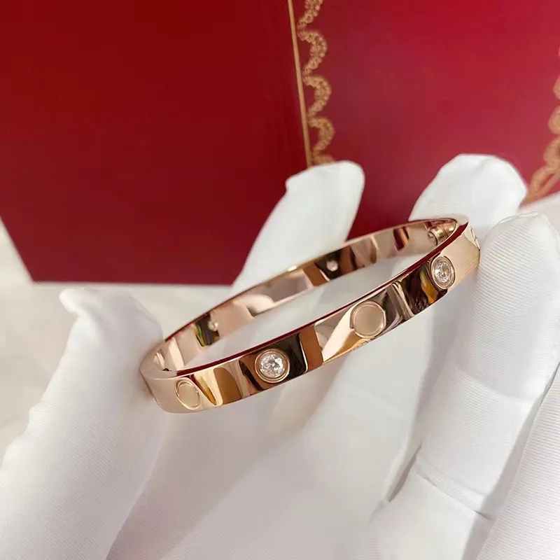 Gold Fancy Cartier Bracelets at Rs 3000 | Gold Bracelets in Pune | ID:  20342022088