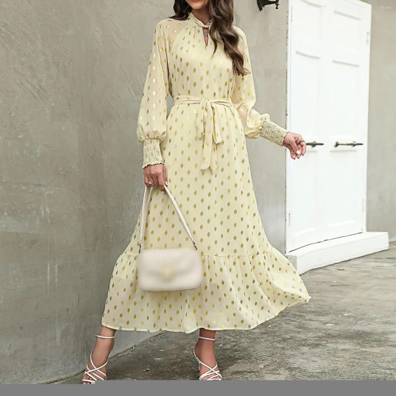 Robes décontractées Femmes Polka Dot Print Lace Up Robe longue Summer manches courtes O-cou taille haute Robe Boho Beach Maxi Sundress Vintage