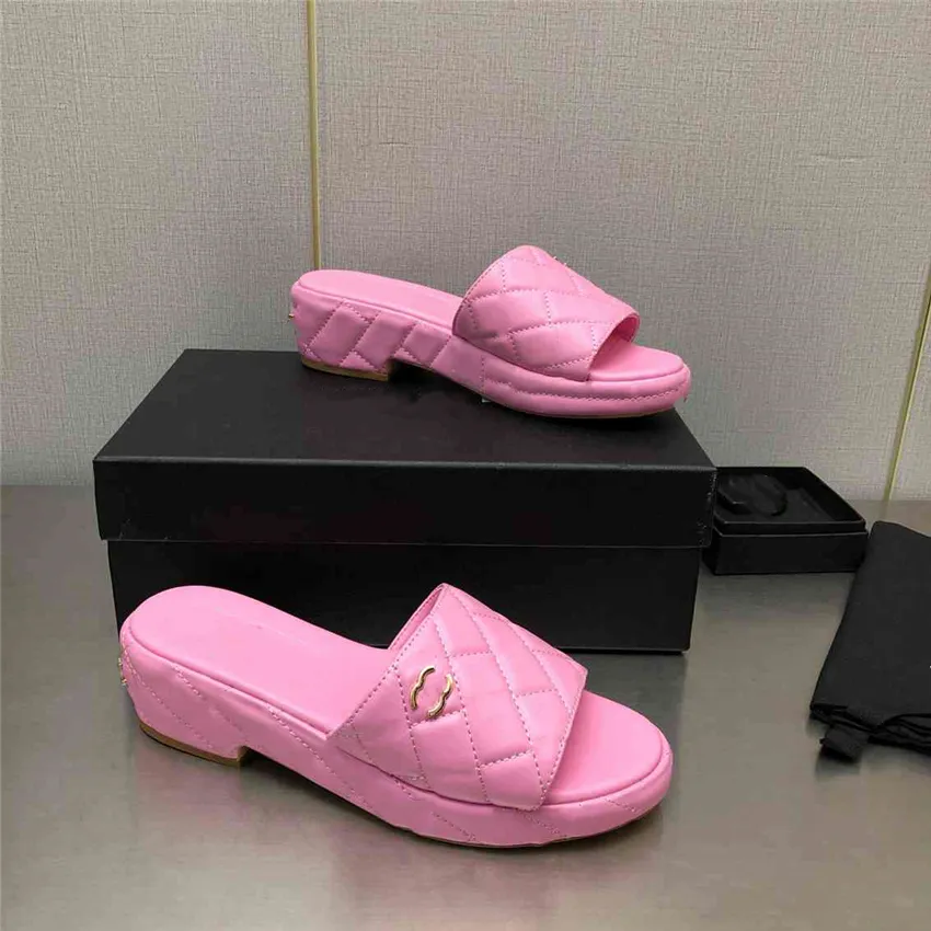 2023 Channel Luxury Brand Womens Leather High Heel Pink Flat Sandals