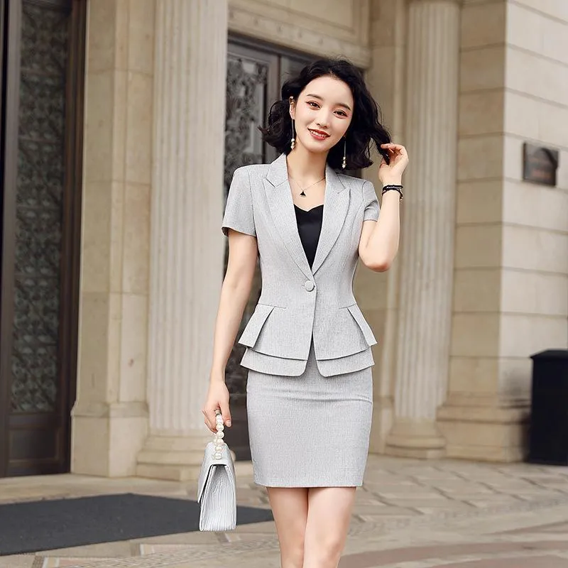 Zweiteiliges Kleid im Sommerstil, grau, kurzärmelig, Damenrock, Anzug, formelle Uniform-Designs, elegante Business- und Büroarbeitskleidung. Zwei