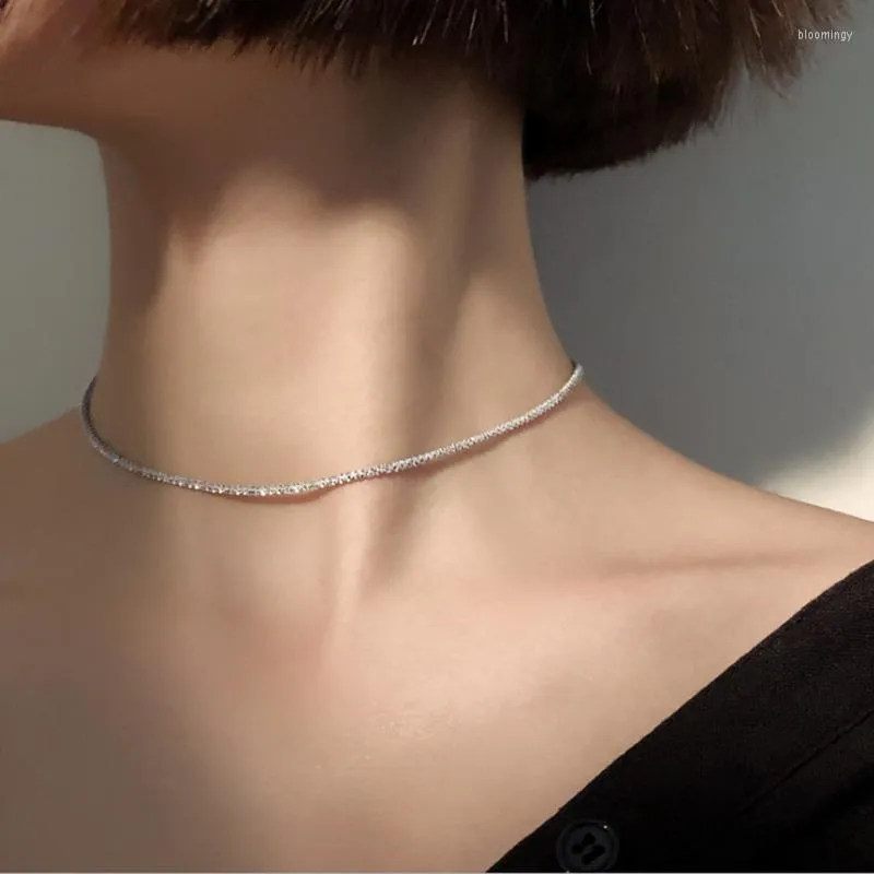 Choker Chokers Shine Fashion Glitter Naszyjnik dla kobiet mężczyzn Silver Color Clavicle Sain Dainty Copper Wedding Party Lady Biżuteria Prezenty Bloo2