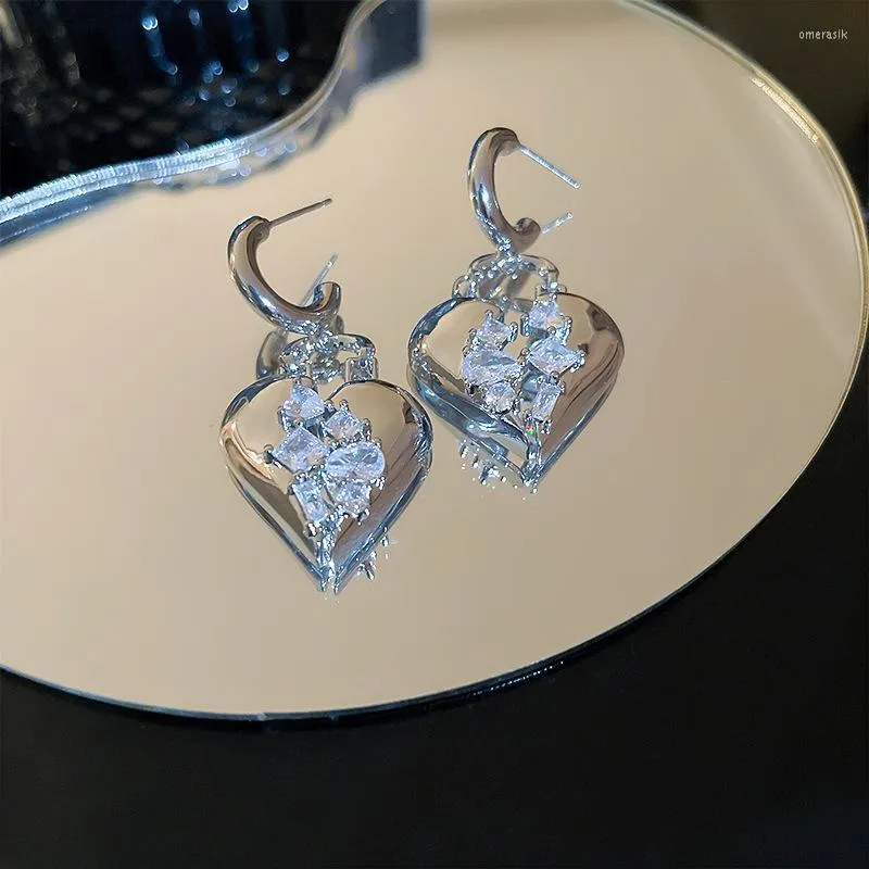 Pendientes colgantes Minar coreano japonés Bling CZ Zirconia cúbica en forma de corazón para mujer Color plata cobre roto amor gota pendiente