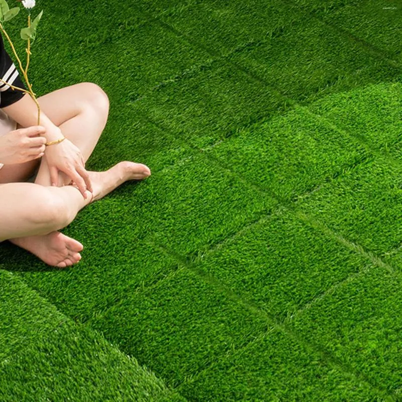Dekorative Blumen Simulation künstliches Gras Realistischer Teppichequadrat Rasen Teppich für Terrassenbodenzubehör