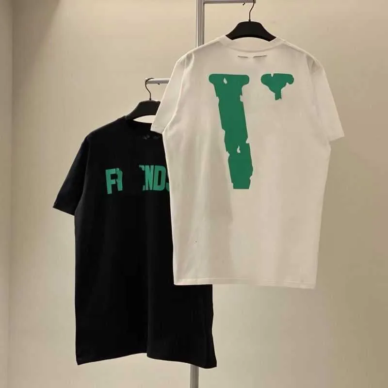 Erkek Tasarımcı Tişörtleri Mektup Baskı Tees Big V Erkek Kadınlar Kısa Kollu Hip Hop Stili Siyah Beyaz Turuncu Tişörtler Vlone Tees S-XL F03