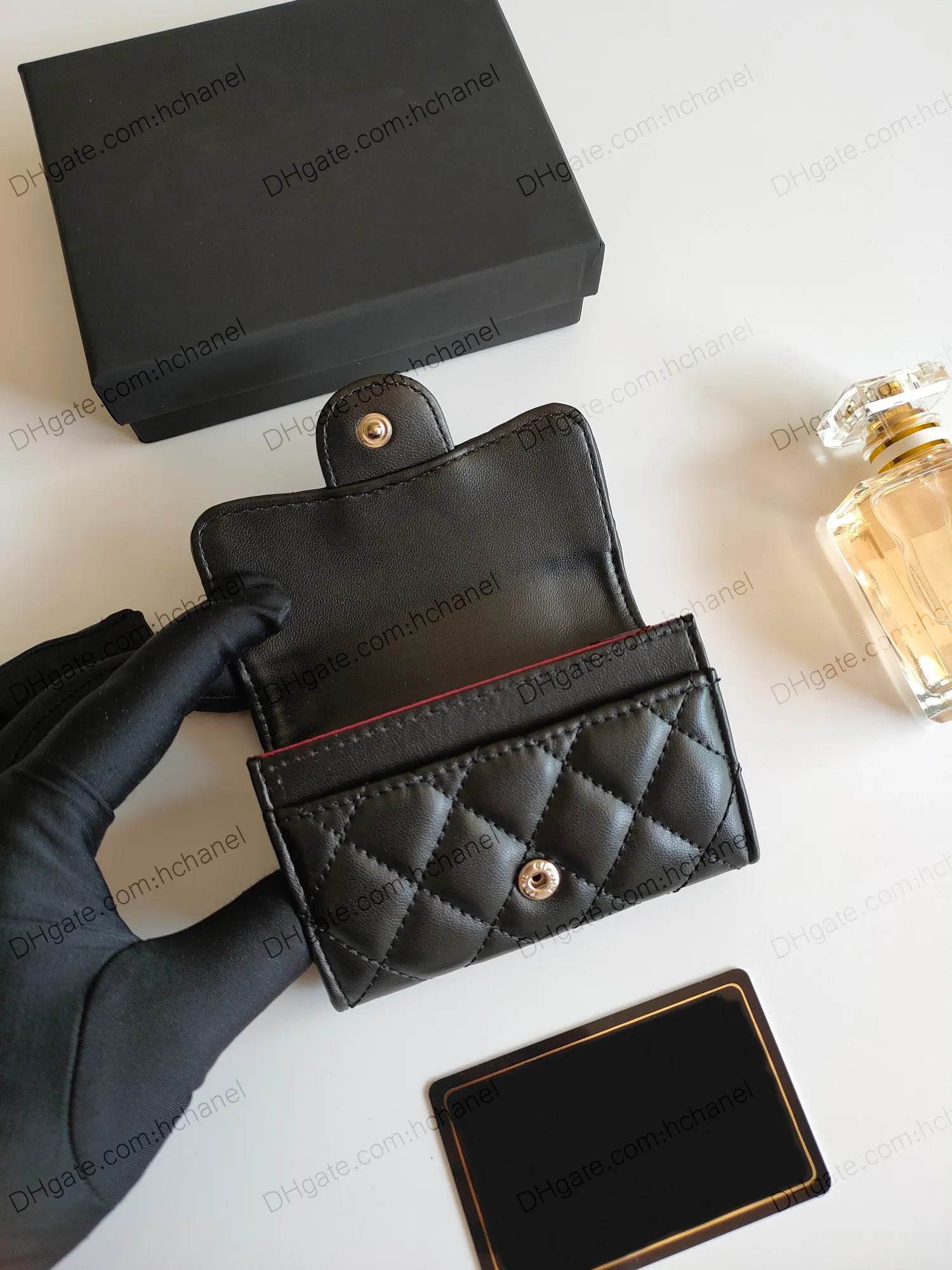 COURONNE 正規品/送料/関税込み Facade mesh miniature wallet DHgate.com:Mini Caviar Leather Chain Wallet Purse with