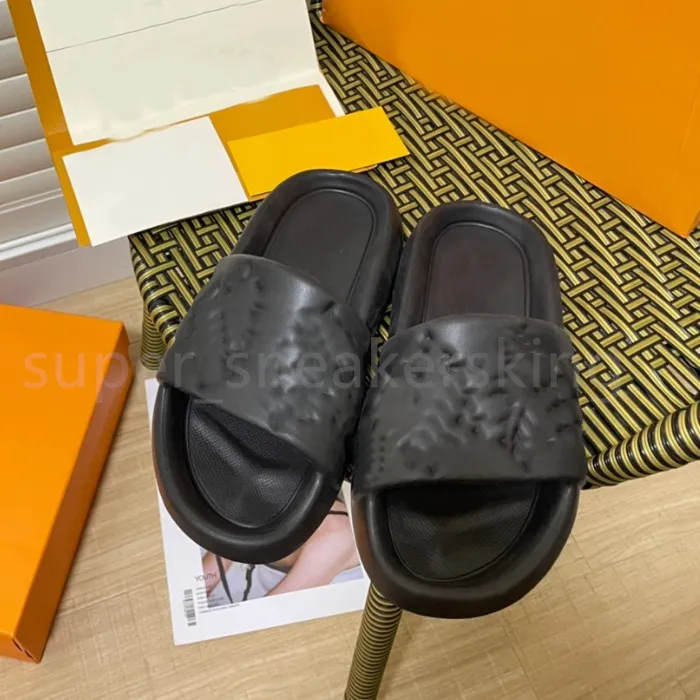 Designers Slippers Waterfront Embossed Mule Rubber Slide Beach Sandals Men Women White Orange Black Green Olive Summer Shoes Sneakers 35-45