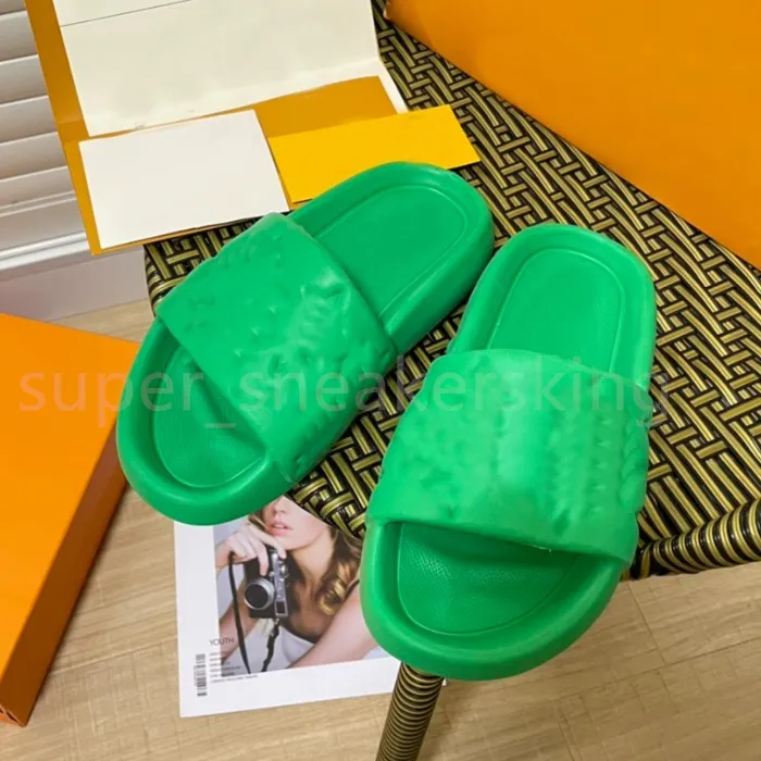 Designers Slippers Waterfront Embossed Mule Rubber Slide Beach Sandals Men Women White Orange Black Green Olive Summer Shoes Sneakers 35-45