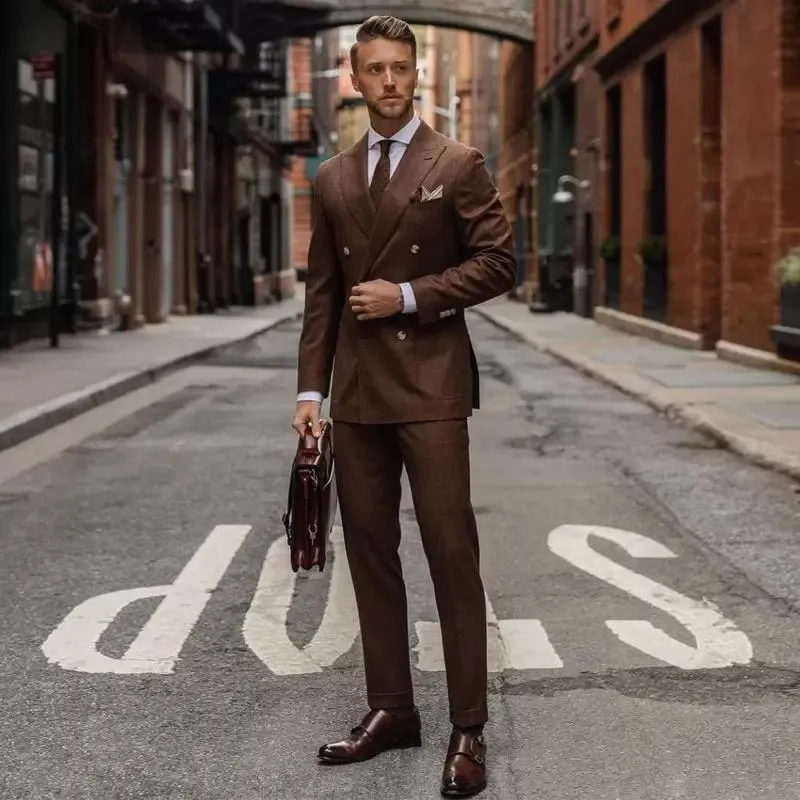 Neuer brauner zweireihiger Herrenanzug mit spitzem Revers für die Hochzeit, Smoking, zweiteiliger Bräutigam, Prom-Blazer mit Jacken und Hosen