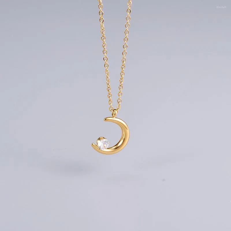 Pendant Necklaces Trendy Choker Jewelry Titanium Steel Fashion Necklace Zircon Moon Chains Dainty Women Luxury Charms