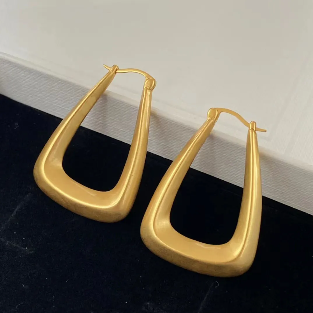 Luxury Designer Gold Hoop Huggie Earrings women's fashion simple Earrings for women party wedding birthday gift jewelry