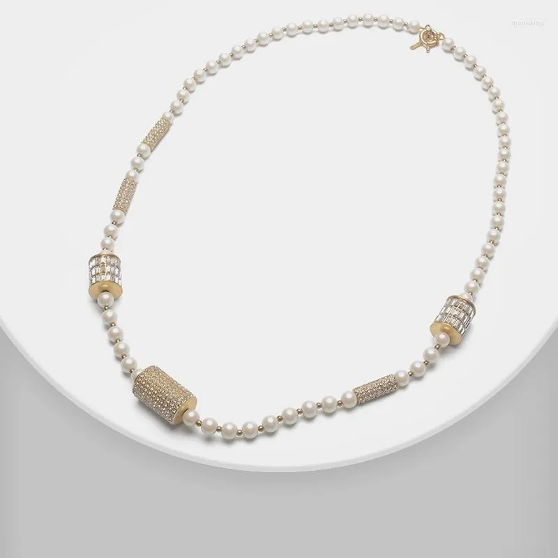 Chaînes Amorita Boutique Collier de perles de mode à paillettes avec motif géométrique
