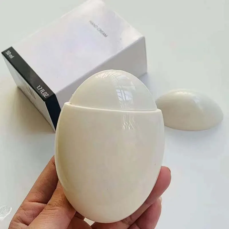 Crema per le mani da donna 50 ml a forma di uovo idratante ammorbidisce la crema per le mani per la cura della pelle