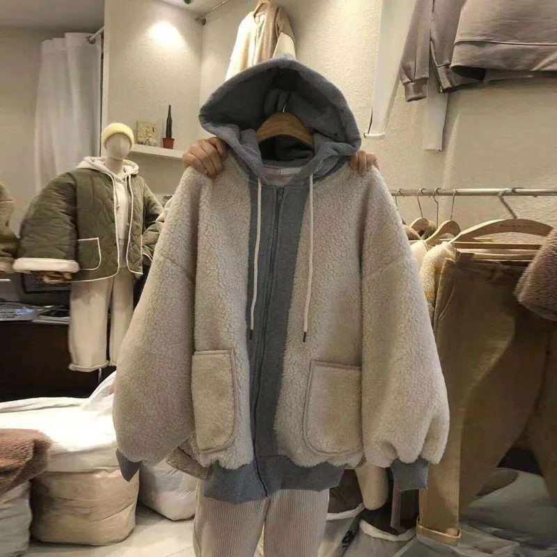 Piumini da donna Parka Giacche Donna Autunno Inverno Cuciture Imitazione Lana di agnello Plus Velluto Cappotto corto spesso Moda coreana Panno caldo da donna