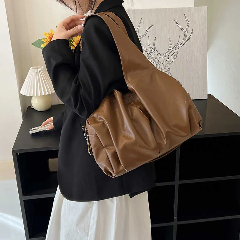 2023 Spring Trend NXY Retro Solid Color Hobo Bags For Women