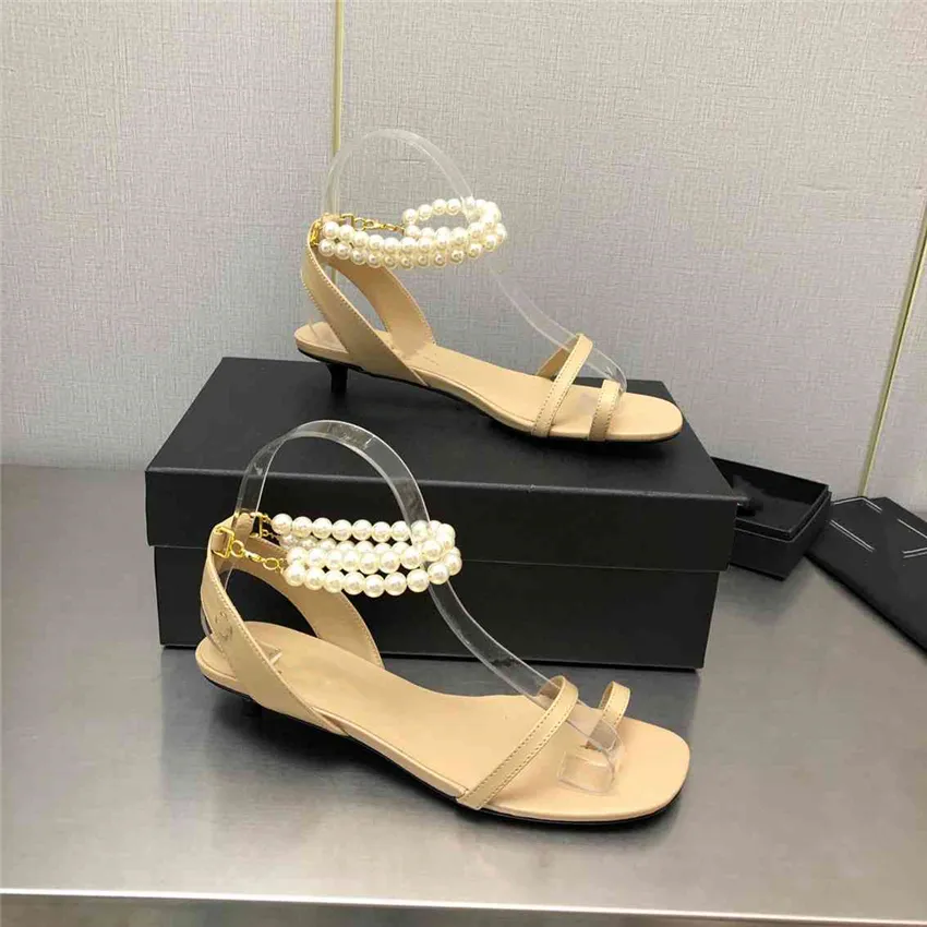 Estate popolare Sandali da donna 2023 Canale moda marchio di lusso affari lavoro tempo libero viaggio lettera logo Tacchi alti da donna Scarpe basse da uomo 05-05