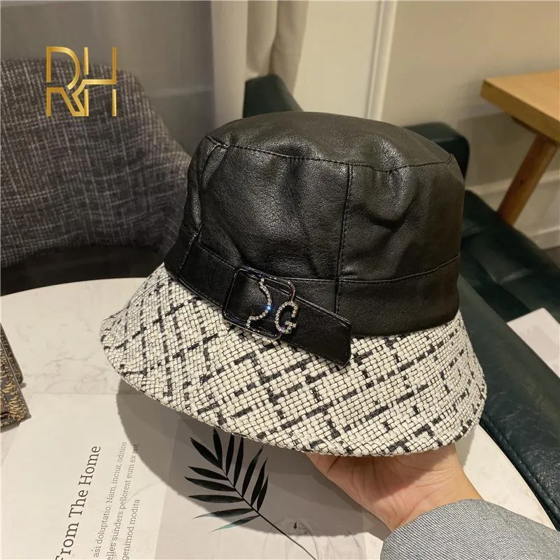 Wide Brim Hats Bucket Fashion Outdoor Warm Faux Leather Stitching Plaid Winter for Women Fishing Cap Bob Party Panama Fisherman RH 230309