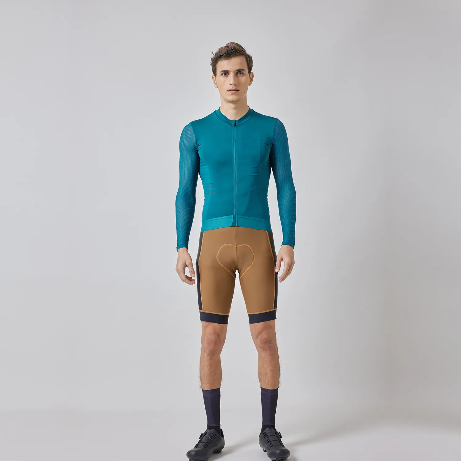 Cycling Shirts Tops SPEXCEL Pro Long Sleeve Cycling Jersey Summer Lightweight Fabric lLow Collar Design With Light mesh Sleeve for men 230309