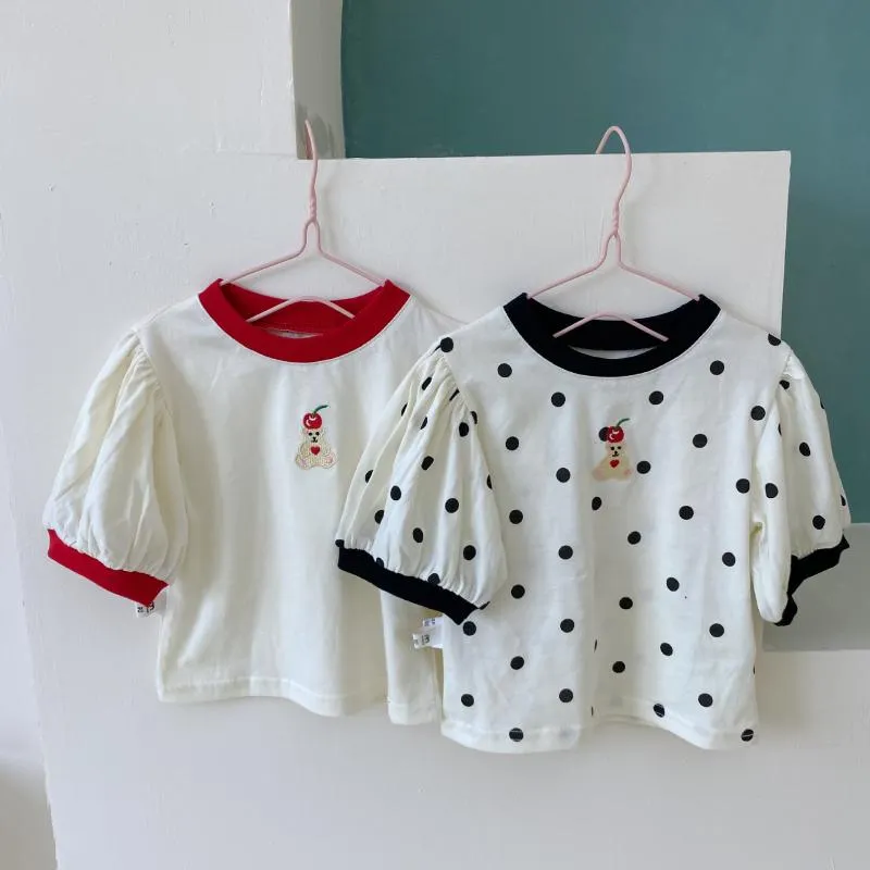 Shirts Koreaanse stijl 2023 Zomer Babymeisjes Cartoon Embroidery Puff Sleeve Tops Toddlers Children Cute Tees