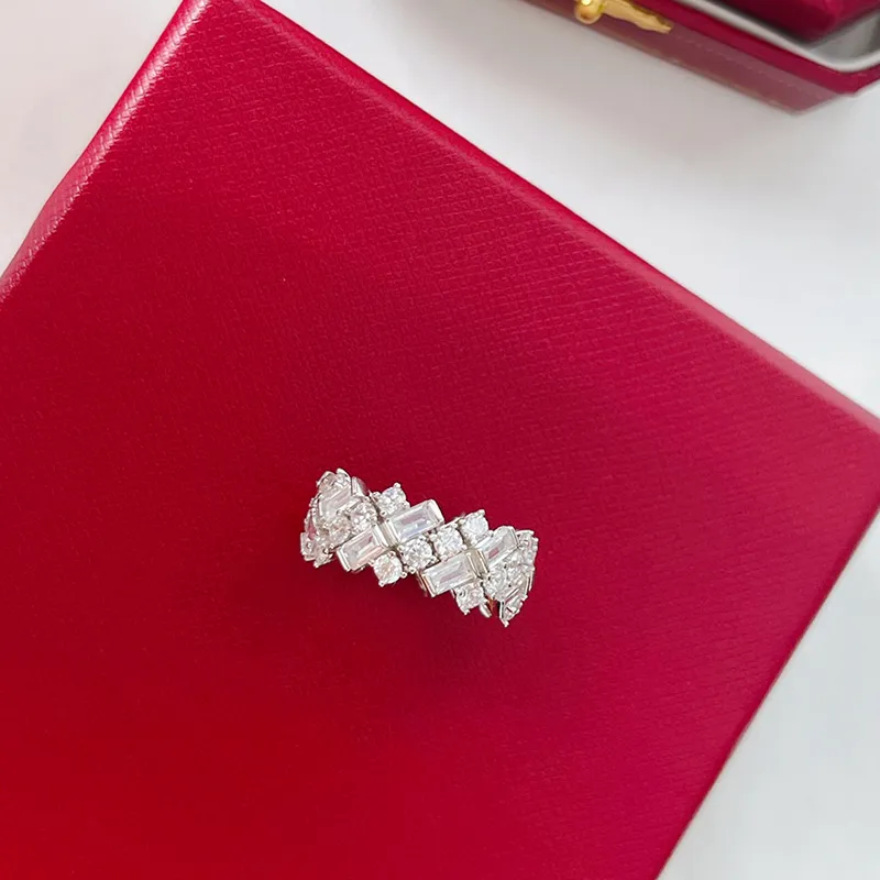 Luxury designer ring three rows of diamonds rings square diamond ring 6-10 size fashion versatile unisex temperament ring high-end luxury fashion simple