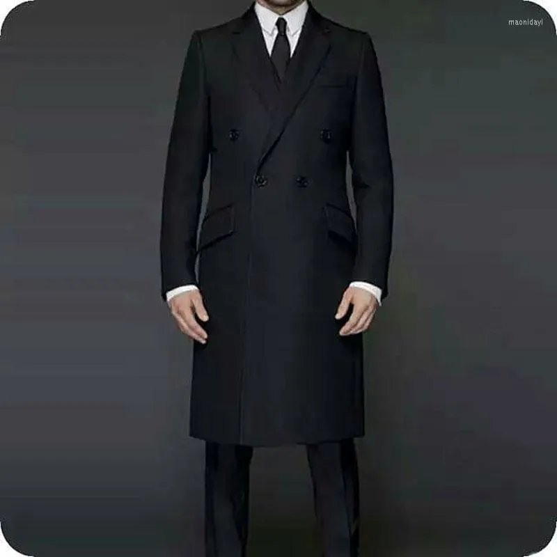 Męskie garnitury Najnowsze projekty Czarna długa kurtka Mężczyzna Pants Groom Wedding Tuxedos Man Blazers Klasyczny kostium Homme Terno Masculino 2 sztuki