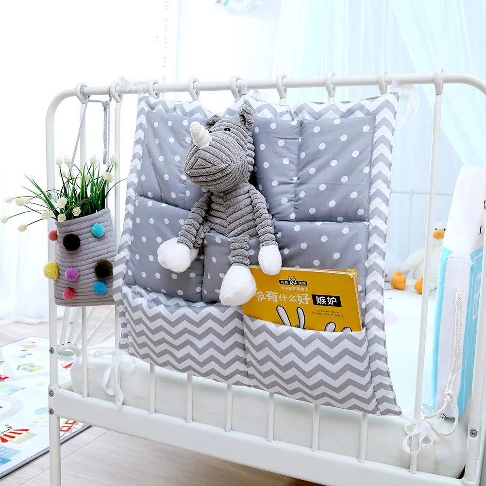 Bedding Sets 5050cm Cartoon Bed Hanging Storage Bag Baby Cot Bed Brand Baby Cotton Crib Organizer Toy Diaper Pocket for Crib Bedding Set 230309