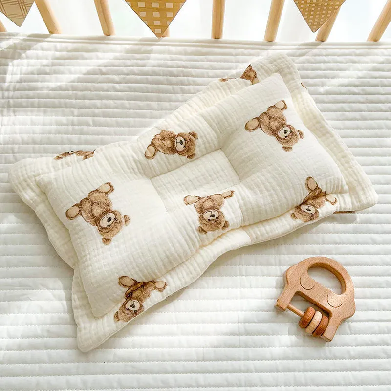 Pillows Baby Pillow Cotton Gauze Four Seasons Children Infant Pillow Cute Bear Print Baby Sleep Pillows Baby Bedding Accessories 230309