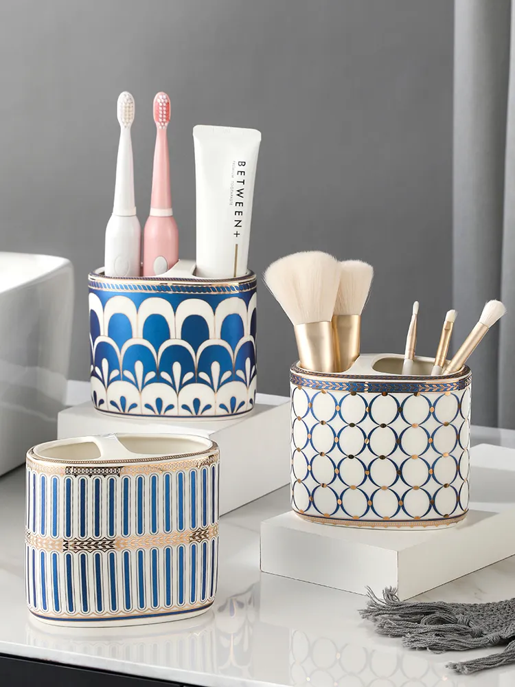 Toothbrush Holders Light Luxury Nordic Bathroom Accessories Set Ceramic Toothpaste Storage Organizer 230308