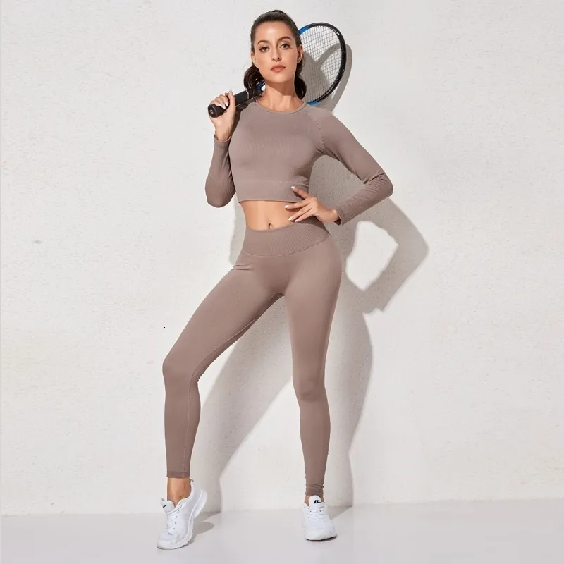 Tenues Yoga Set Seamles S Sportswear Workout Vêtements Athletic Wear Legging Leggy Fitness Bra Top Top Sports à manches longues 0594