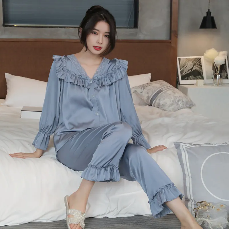Kvinnors sömnkläder Summer Women Satin Pyjamas för långärmad sömnkläder för koreanska sexiga spetsar Löst överdimensionerade hemkläder kostym 230309