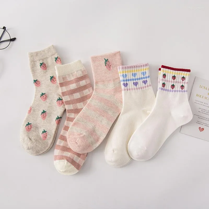 Femmes Chaussettes Printemps Et Été Fraise Long Tube Mignon Doux Plaid Japonais Moyen Blanc