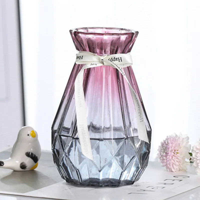 Vaso Geometrico In Plastica Rosa Opaca | Decorativo Da Tavolo Per Fiori Recisi O Idroponico | Moderno