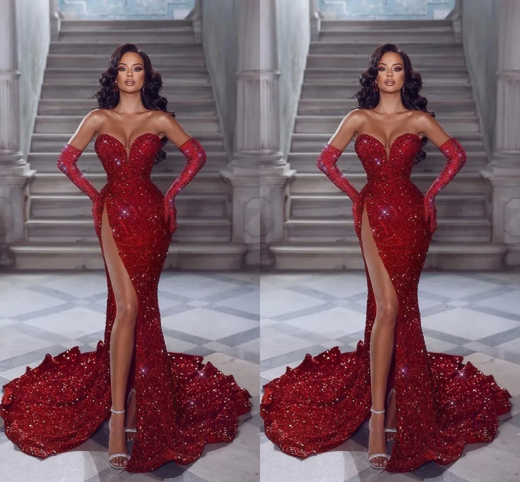 Sexy Red Red Surars Plus Surars Sukienki dla kobiet specjalne okazję Sweetheart cekinowe pliski wysokie rozdzielone podłogę formalne suknie wieczorowe